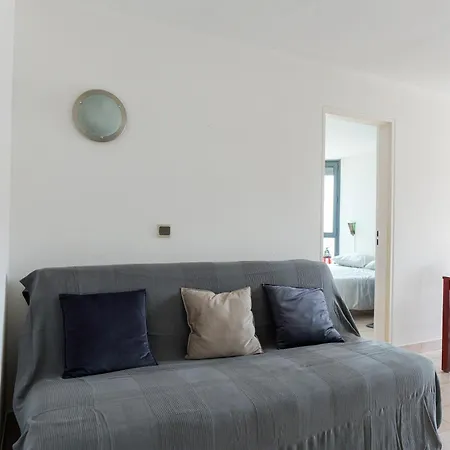 C 529 Piscine Front De Apartment Sète