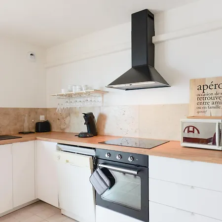 C 529 Piscine Front De Apartment Sète